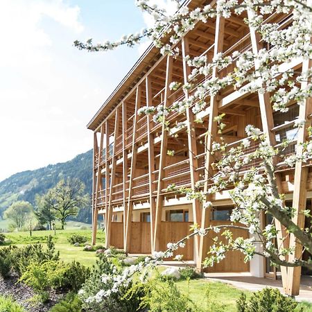 Taubers Bio Vitalhotel Chienes Exterior foto
