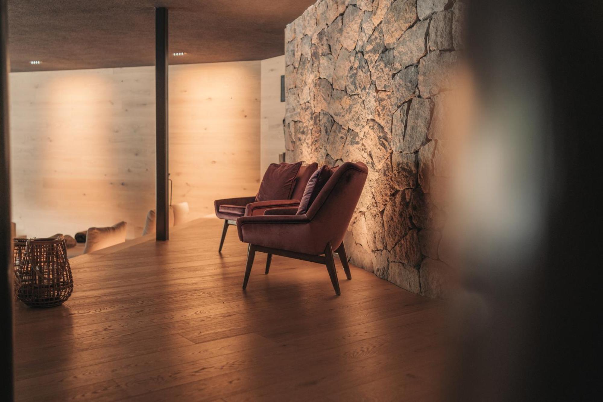 Taubers Bio Vitalhotel Chienes Exterior foto