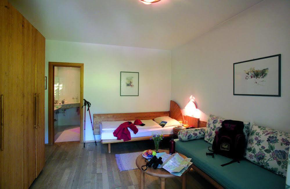 Taubers Bio Vitalhotel Chienes Exterior foto