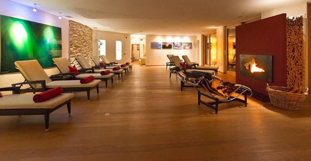 Taubers Bio Vitalhotel Chienes Exterior foto